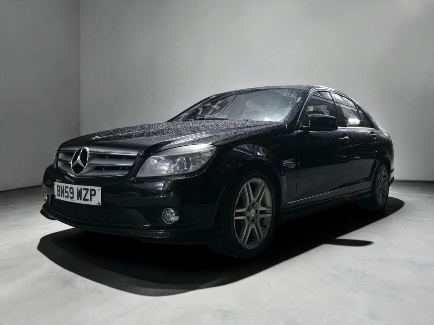 [ berth ]Mercedes-Benz C Class