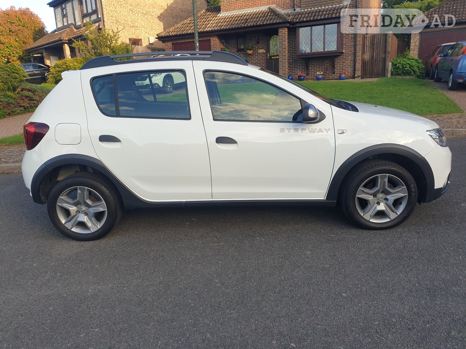 [ berth ]Dacia Sandero Stepway
