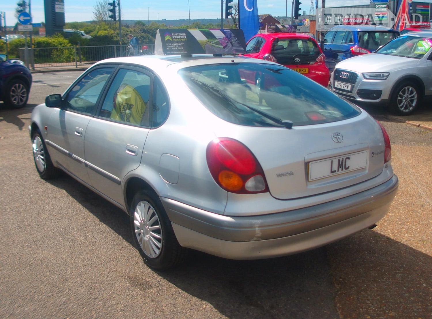 Toyota Corolla 1999 - Cars in Eastbourne