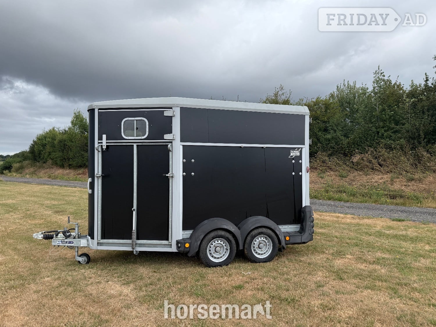 [ berth ]Ifor Williams HB511