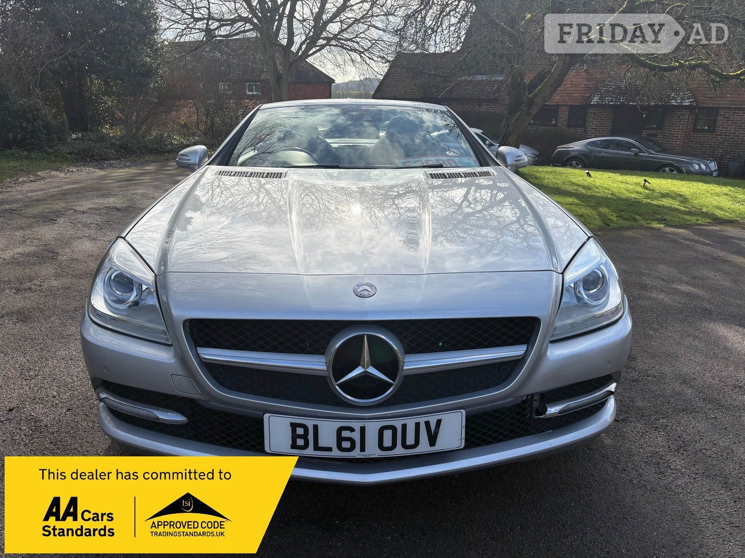 [ berth ]Mercedes-Benz SLK