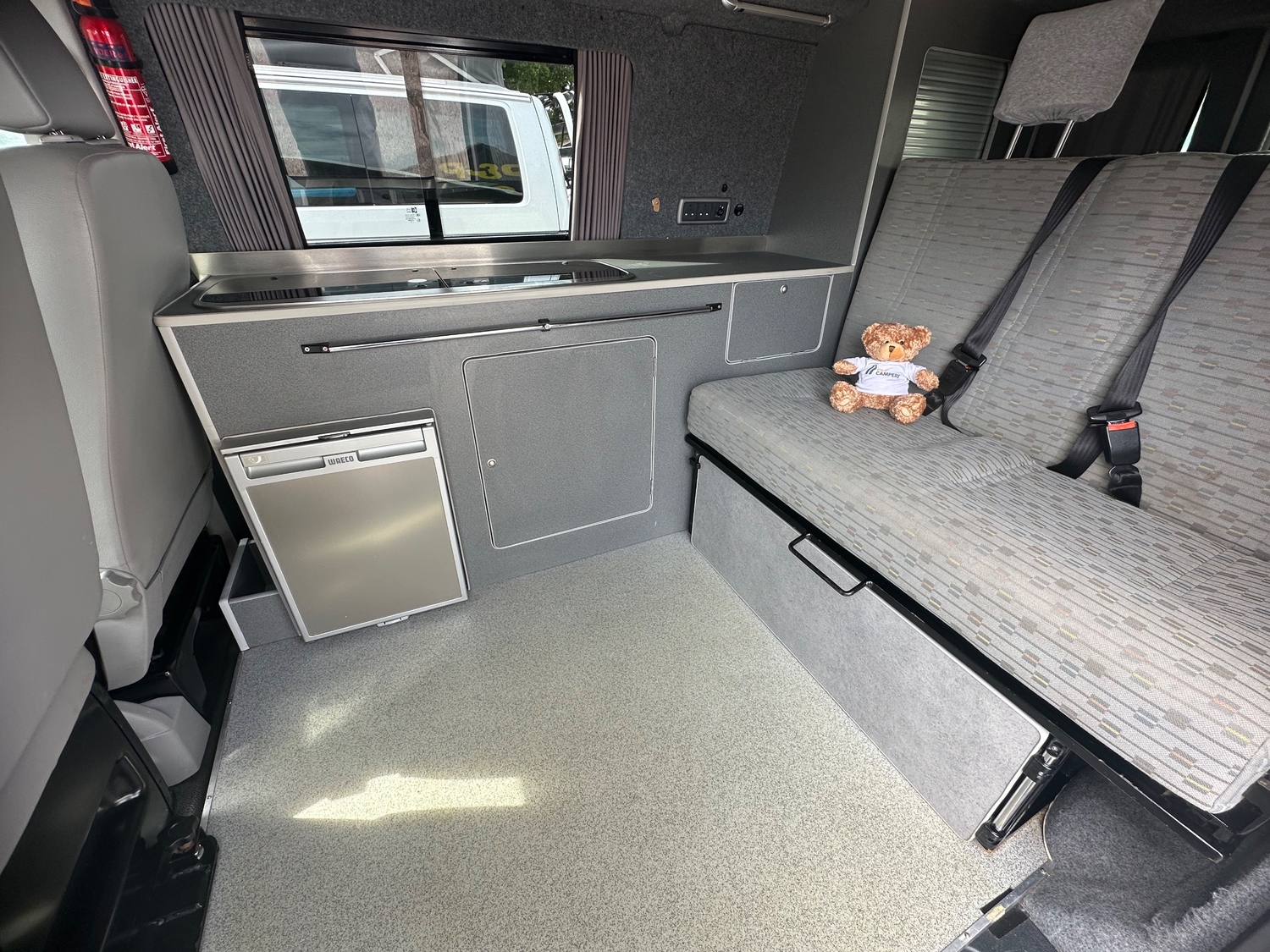 Volkswagen Campervan 2011 - Motorhomes & Caravans