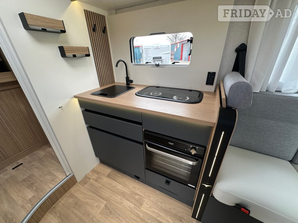 Pilote Pacific P690D Evidence 2026 for sale - Motorhomes & Caravans