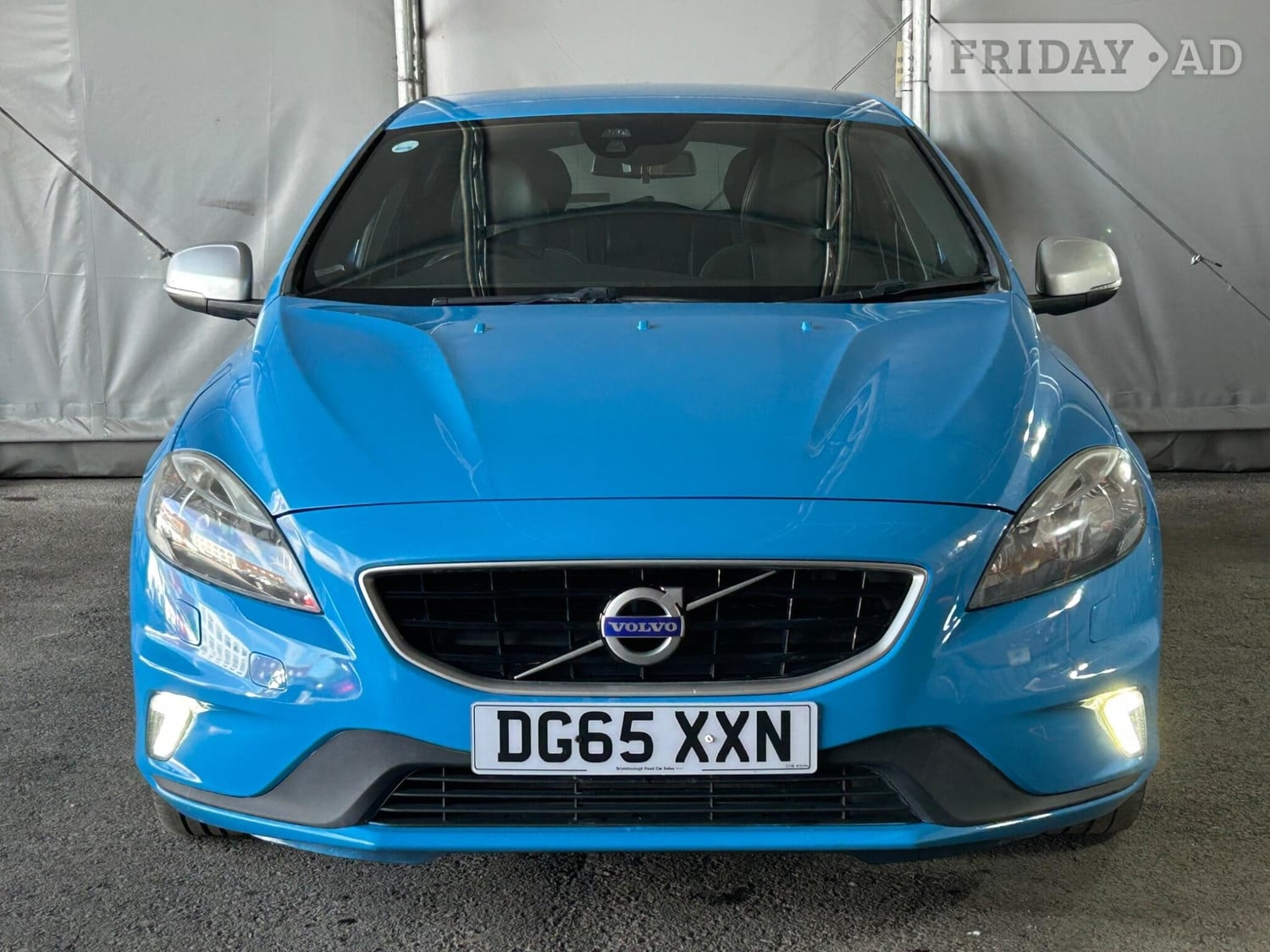 Volvo V40 2015 - Cars in Manchester