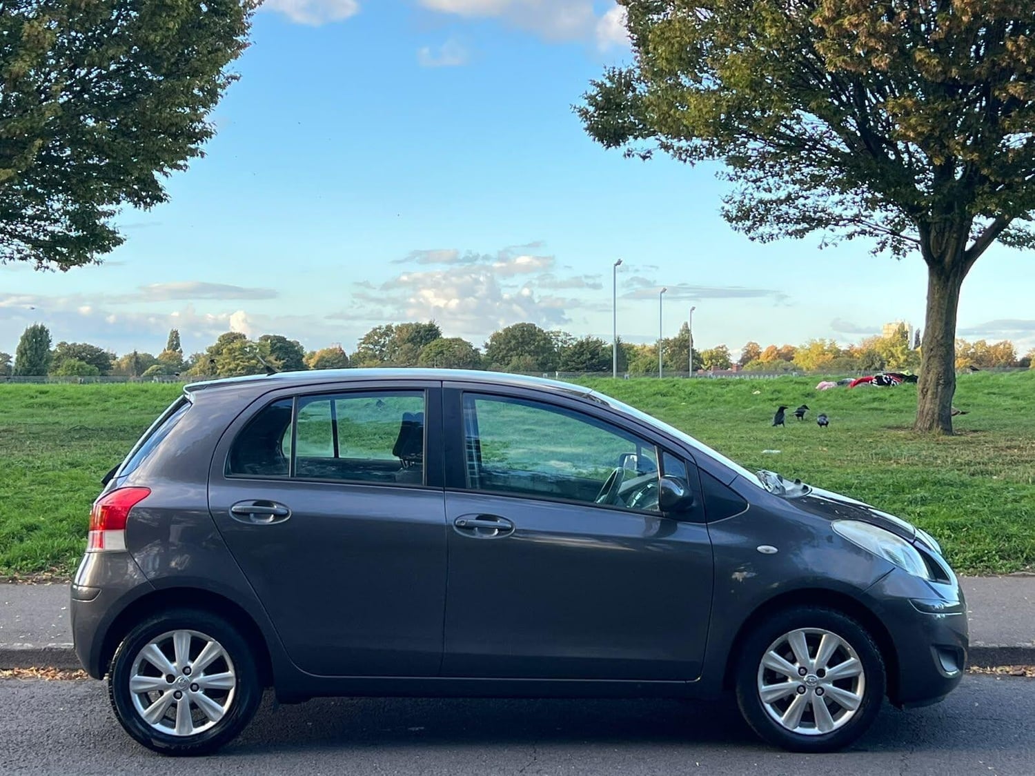 Toyota Yaris 2009 - Cars