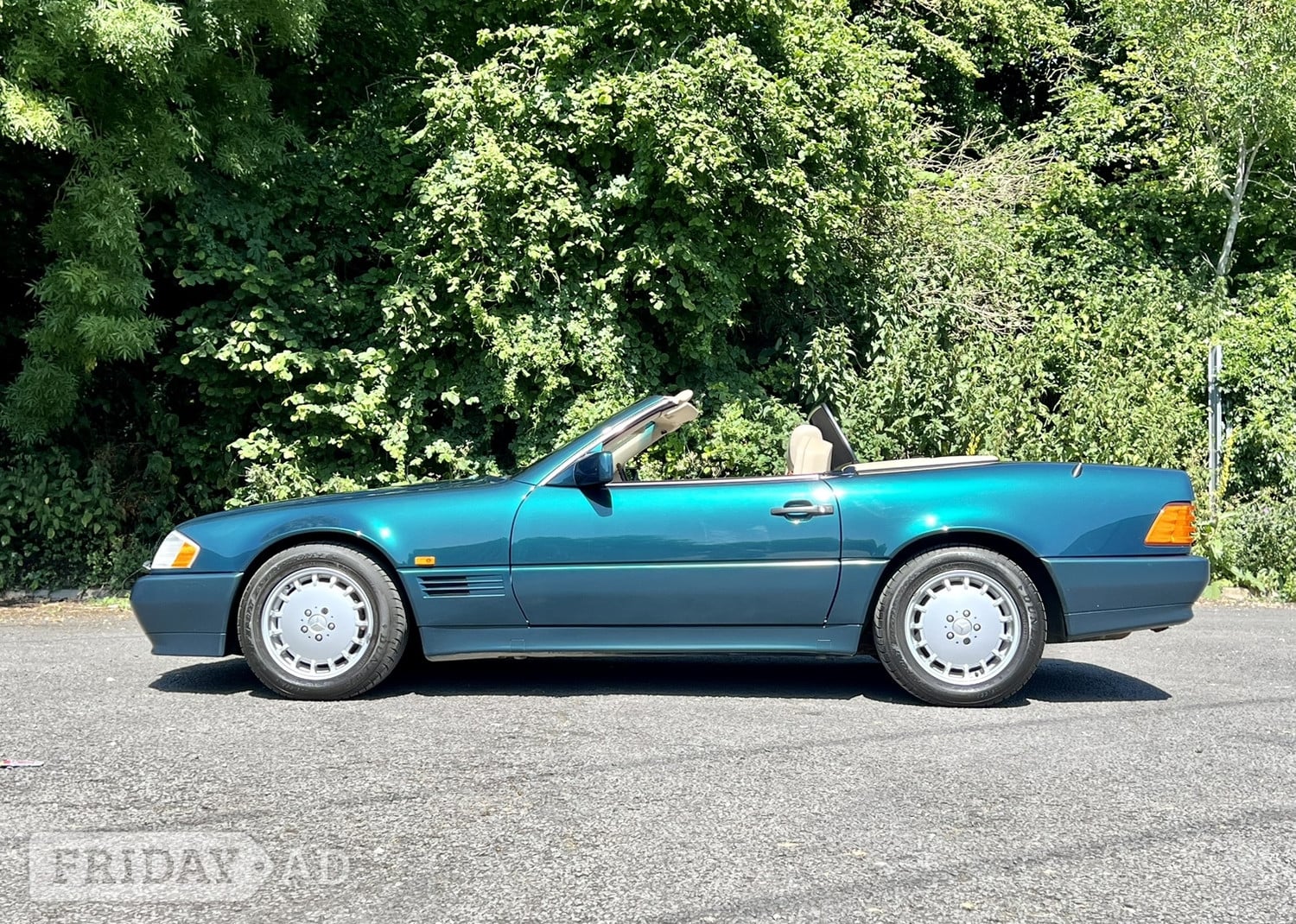 [ berth ]Mercedes-Benz SL