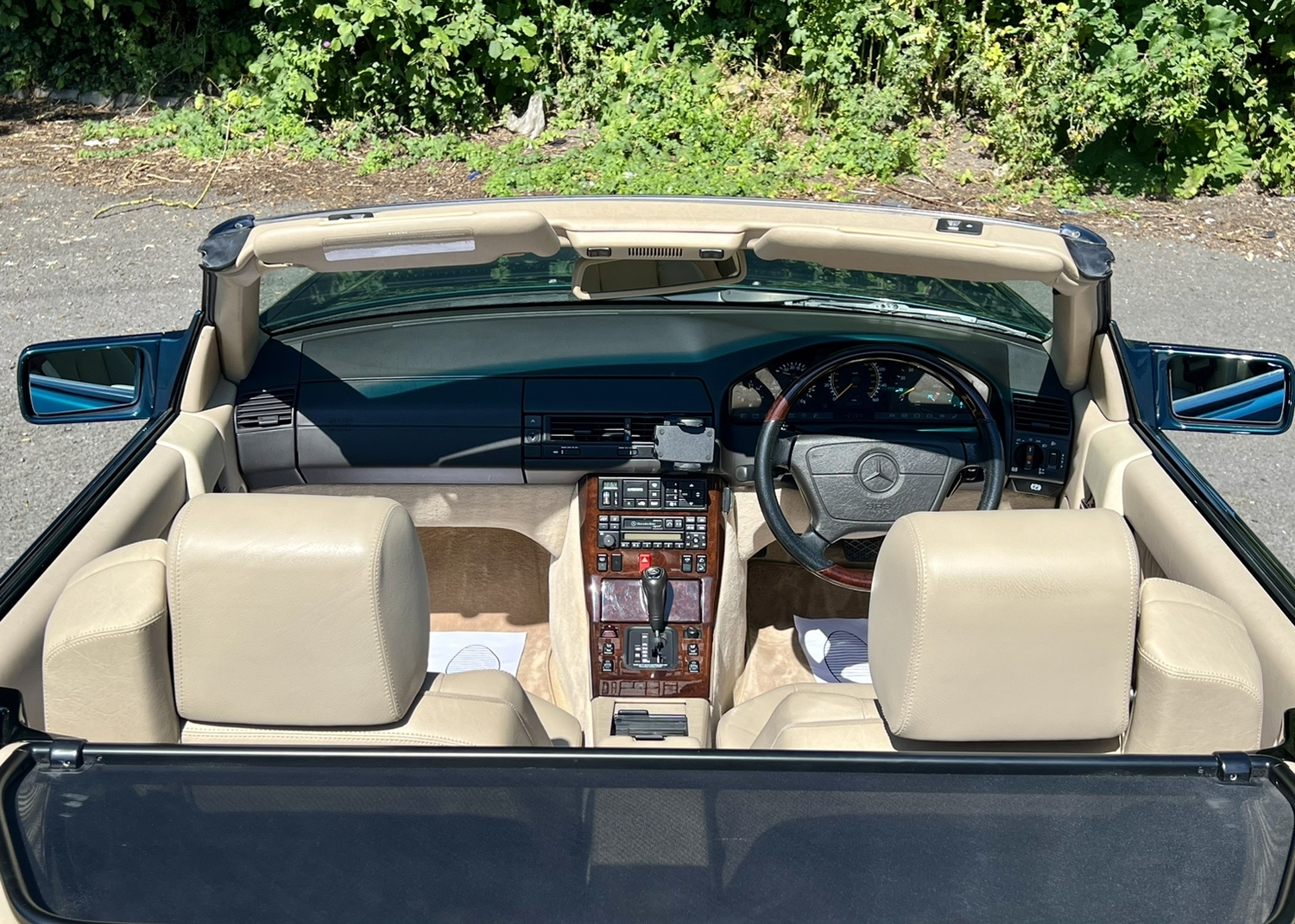 Mercedes-Benz SL Reigate