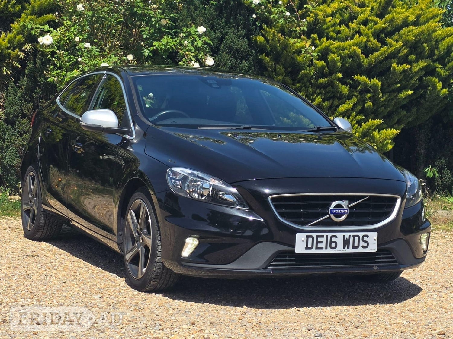 Volvo V40 2016 - Cars