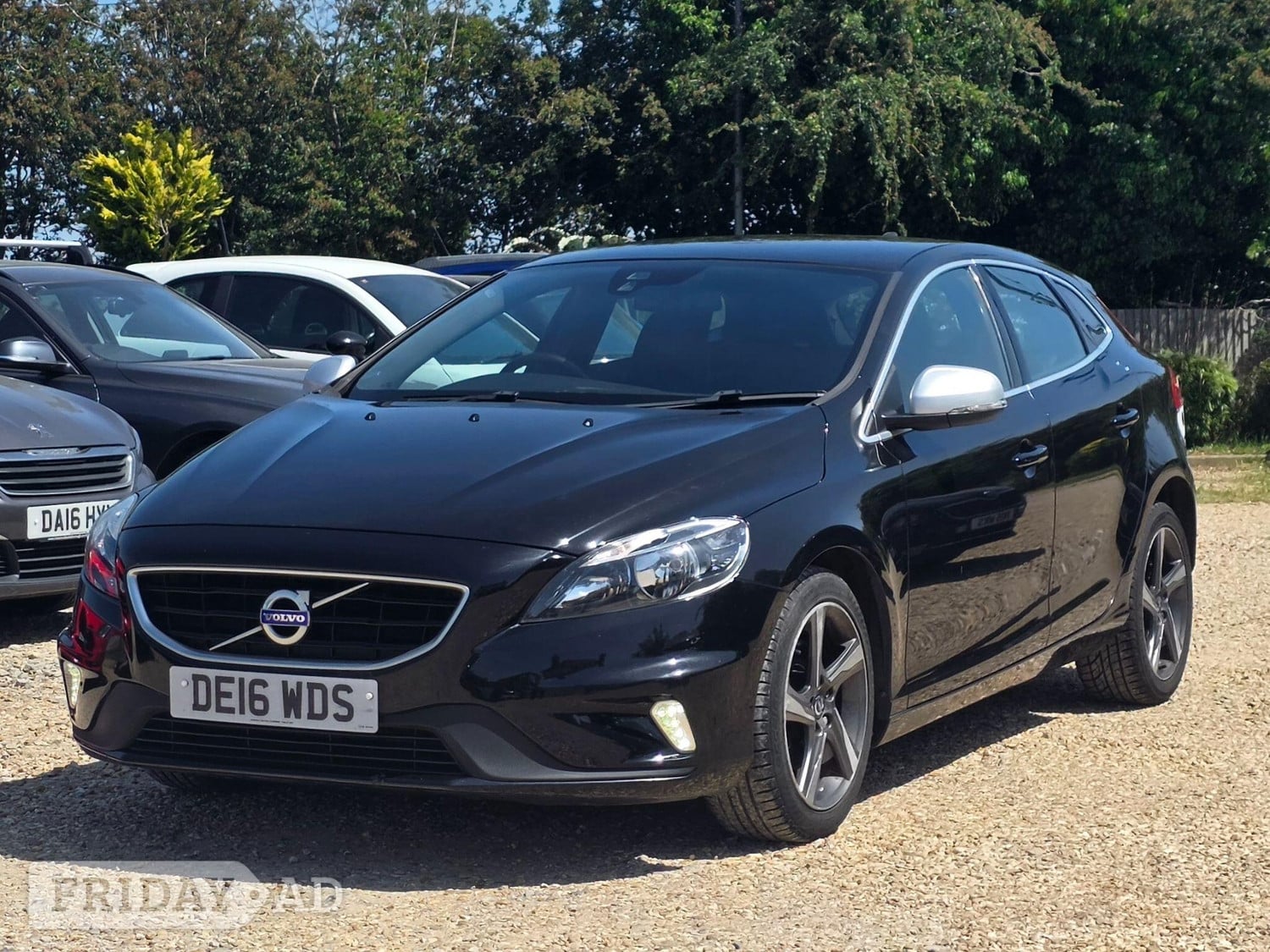 [ berth ]Volvo V40