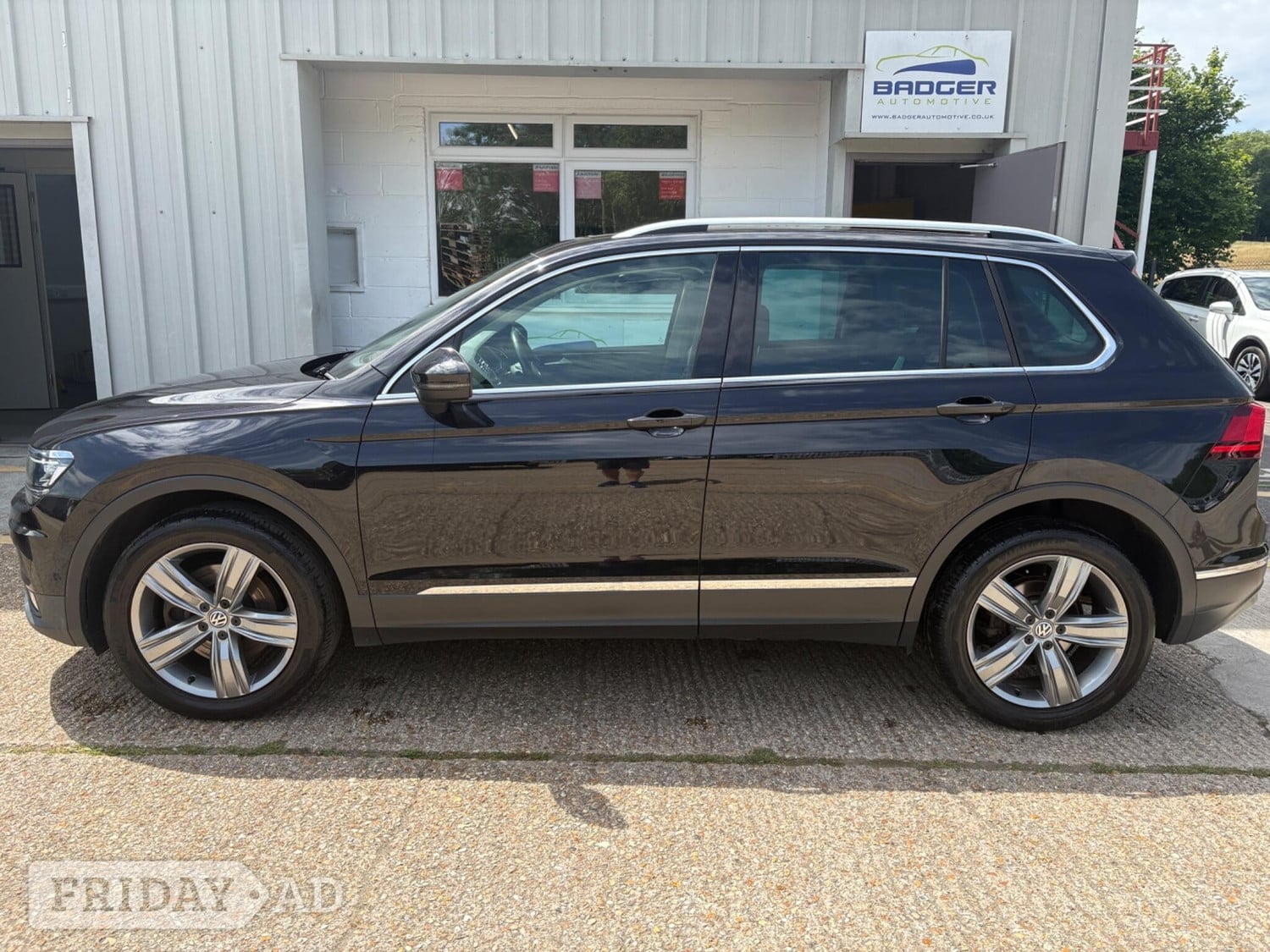 [ berth ]Volkswagen Tiguan