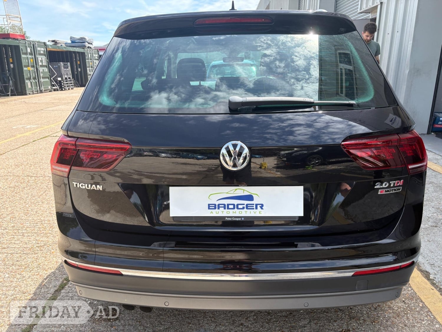 2017 Volkswagen Tiguan 2.0 TDI BlueMotion Tech SEL DSG 4Motion Euro 6 (s/s) 5dr - Cars