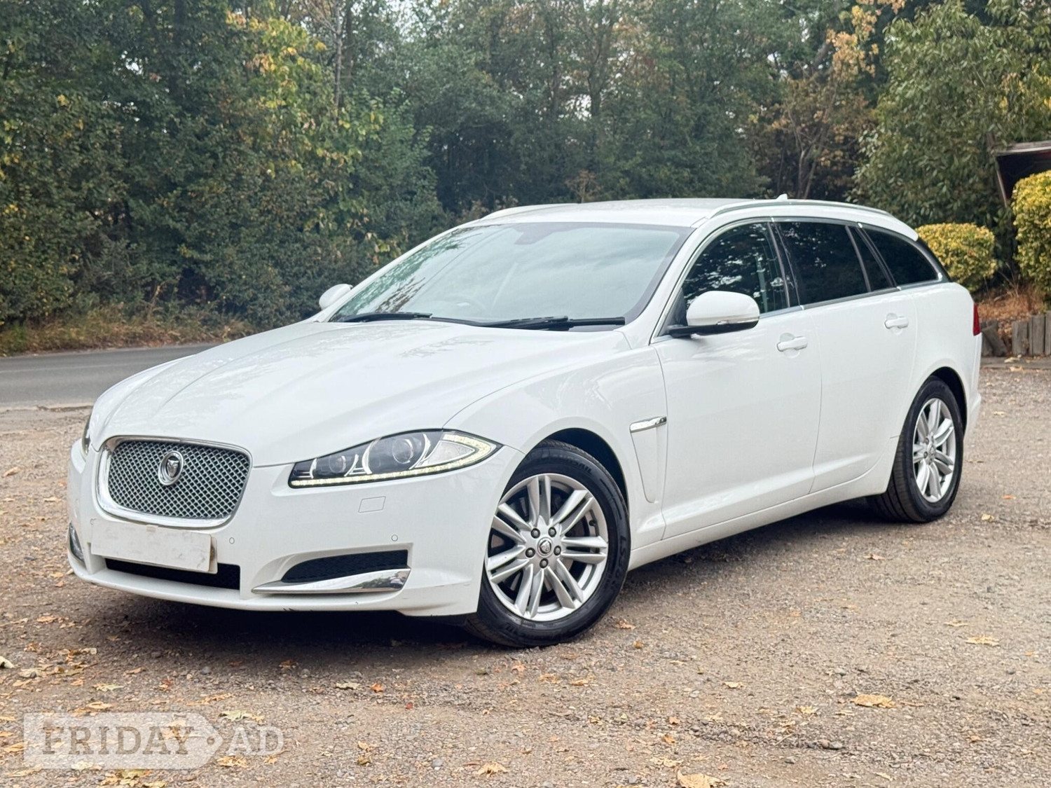 Jaguar XF 2013 - Cars