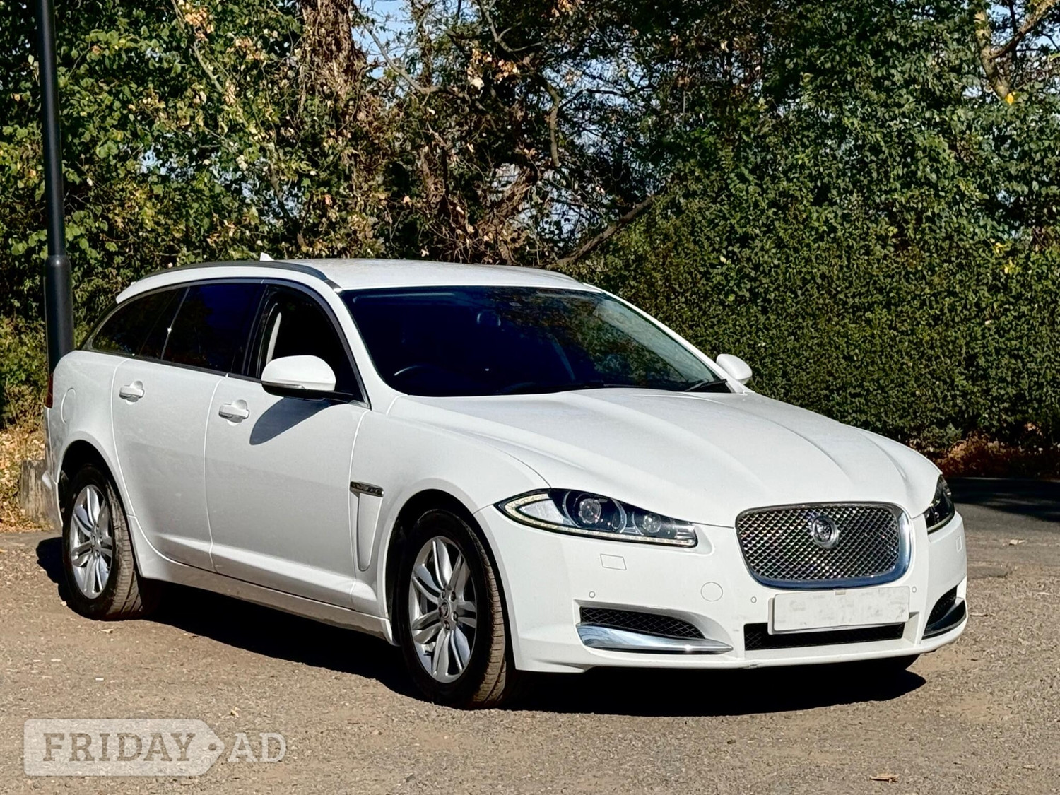 Jaguar XF 2013 - Cars
