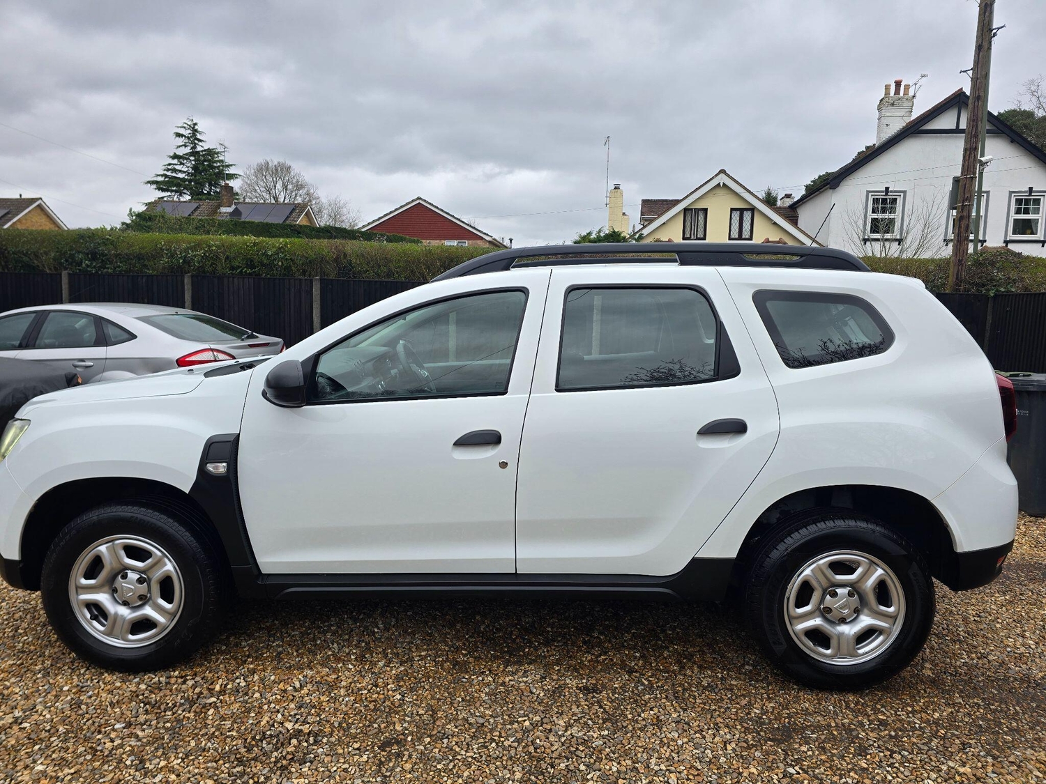 [ berth ]Dacia Duster