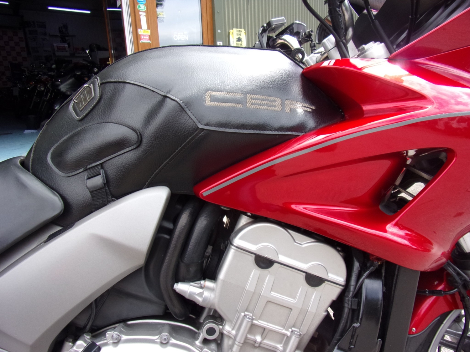 Honda CBF 2006 - Motorbikes, Scooters & Quads in Rugeley
