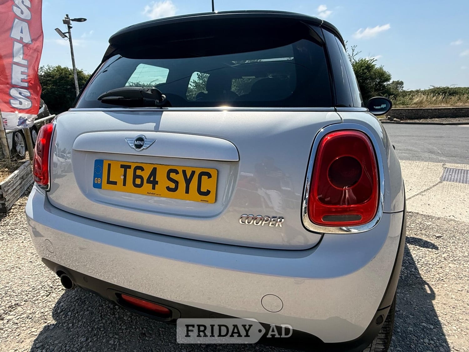 Mini Hatch 2014 - Cars in Burford