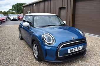 Mini Hatch 2021