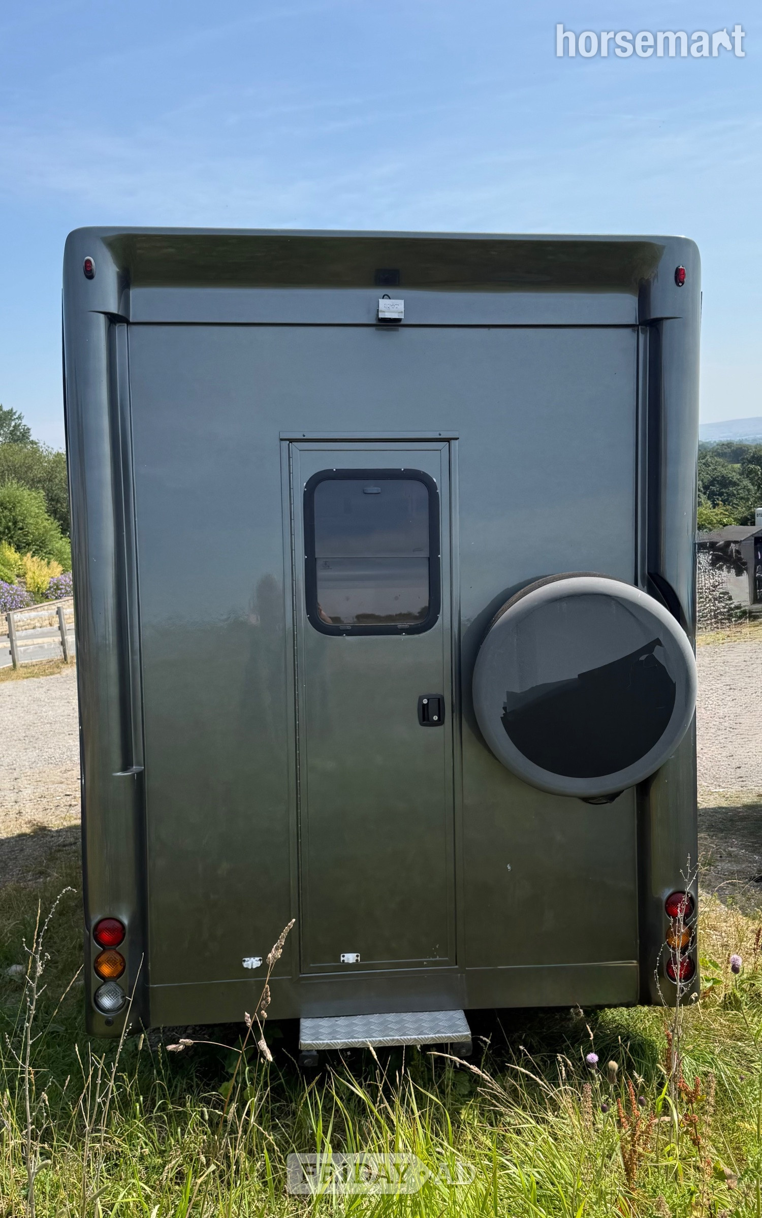 Chaighley  Vauxhall Horsebox - Trailers & Horseboxes in Bury