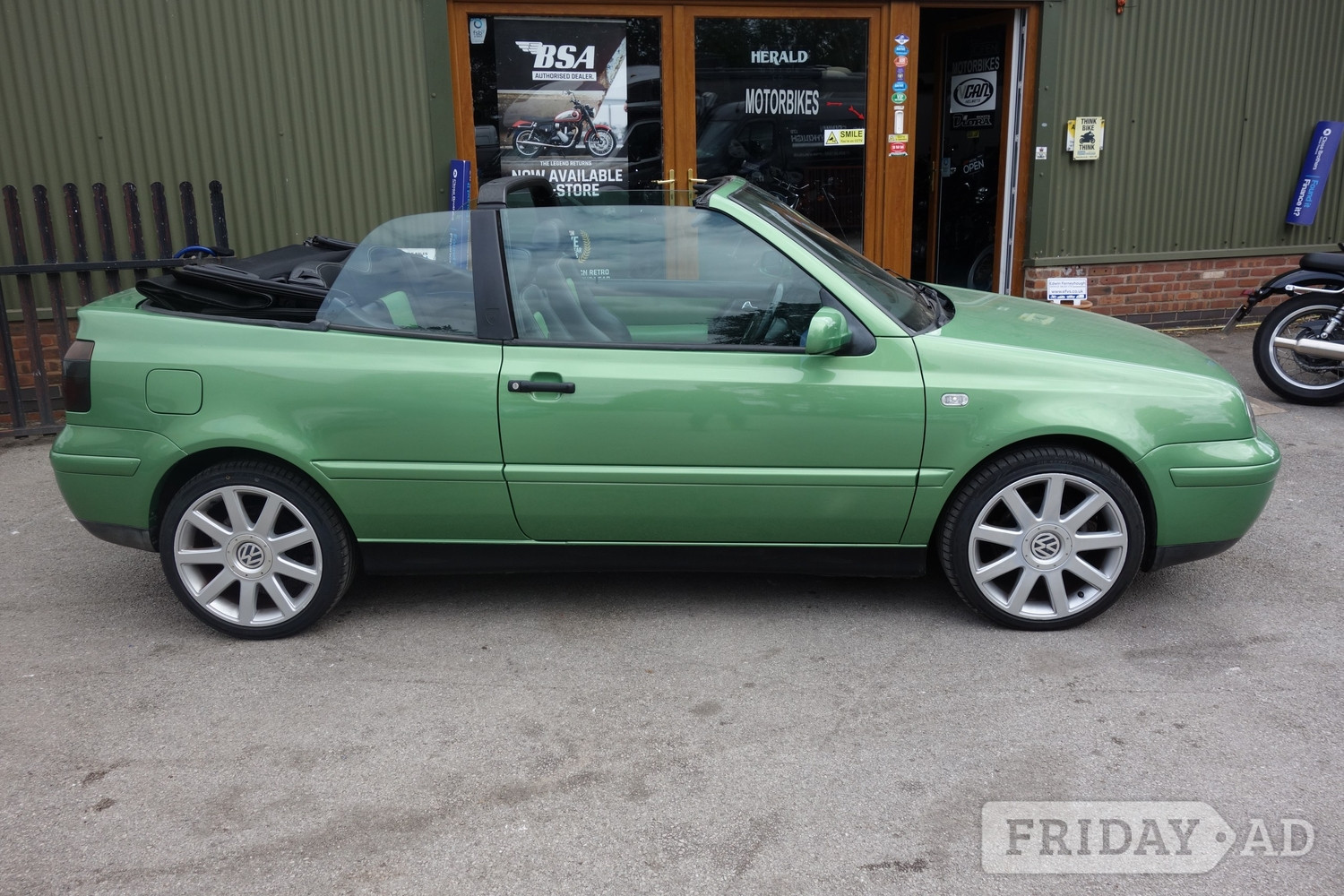 [ berth ]Volkswagen Golf