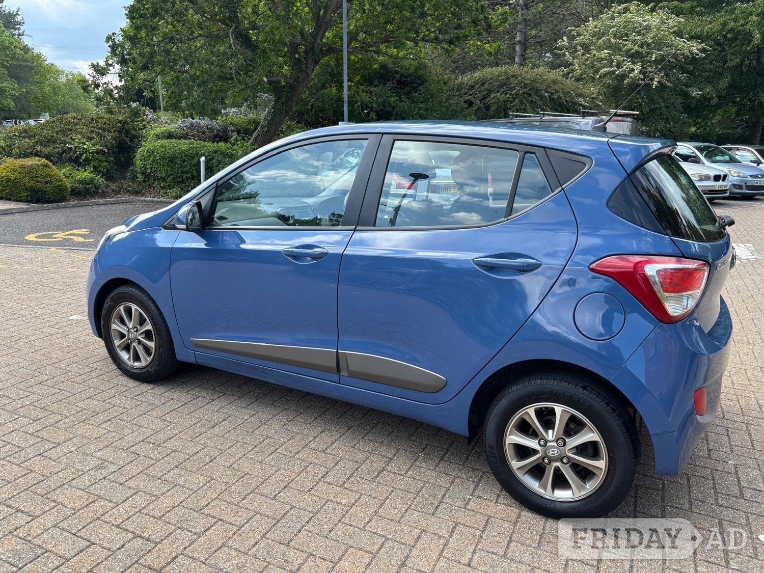 Hyundai i10 2015 - Cars