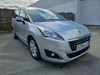 Peugeot 5008 2014
