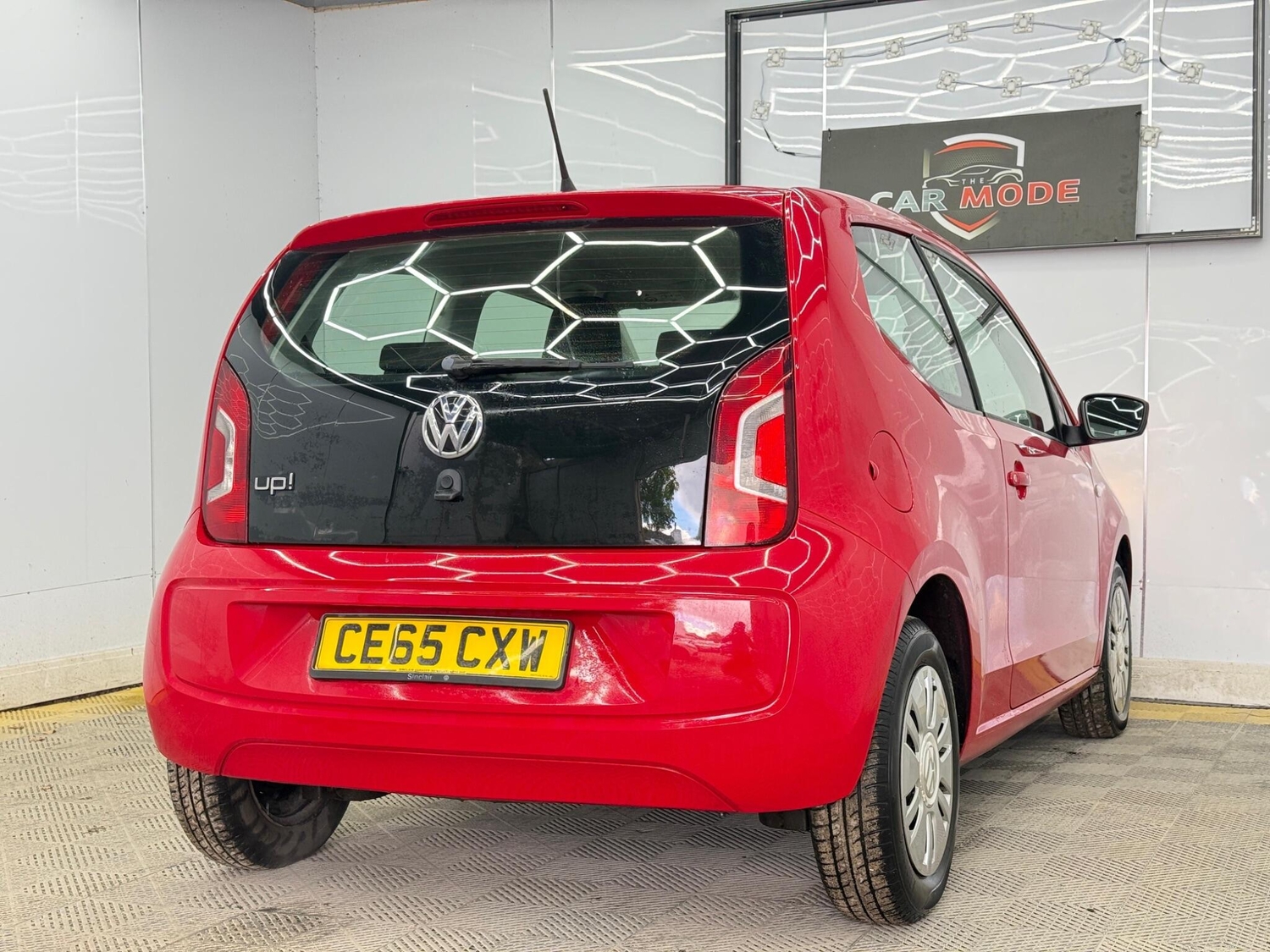 [ berth ]Volkswagen Up