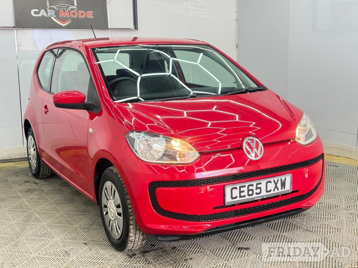 Volkswagen UP! 2015 in Hillingdon