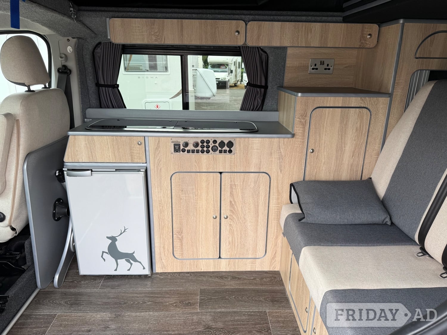 Renault Trafic 2018 - Motorhomes & Caravans