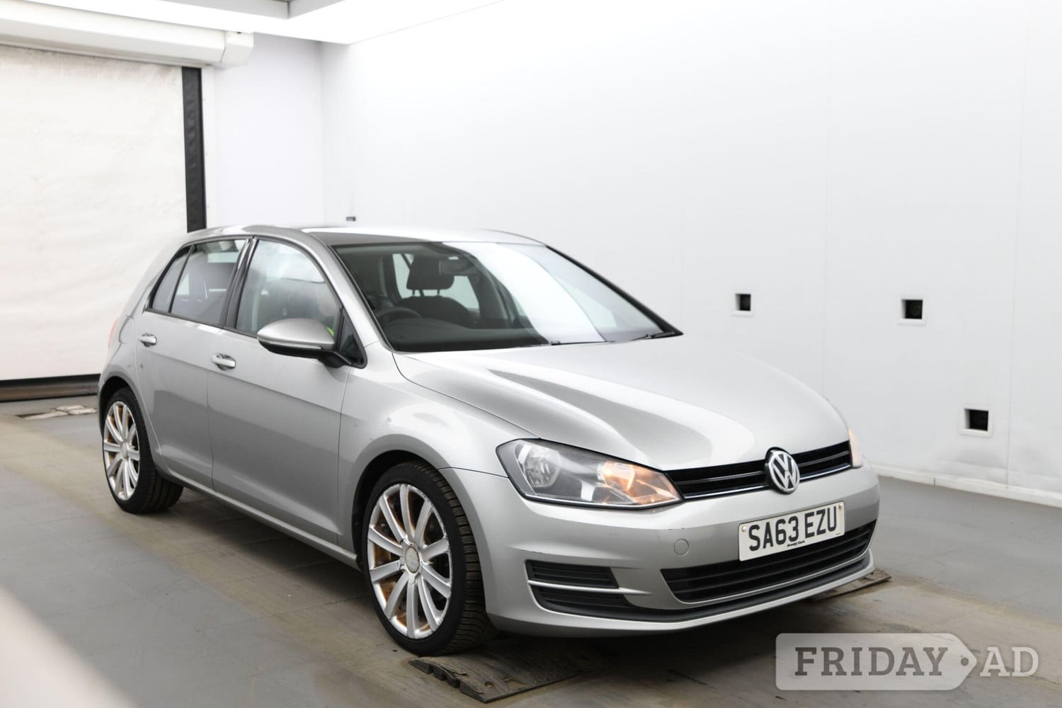Volkswagen Golf 2013 in Uxbridge