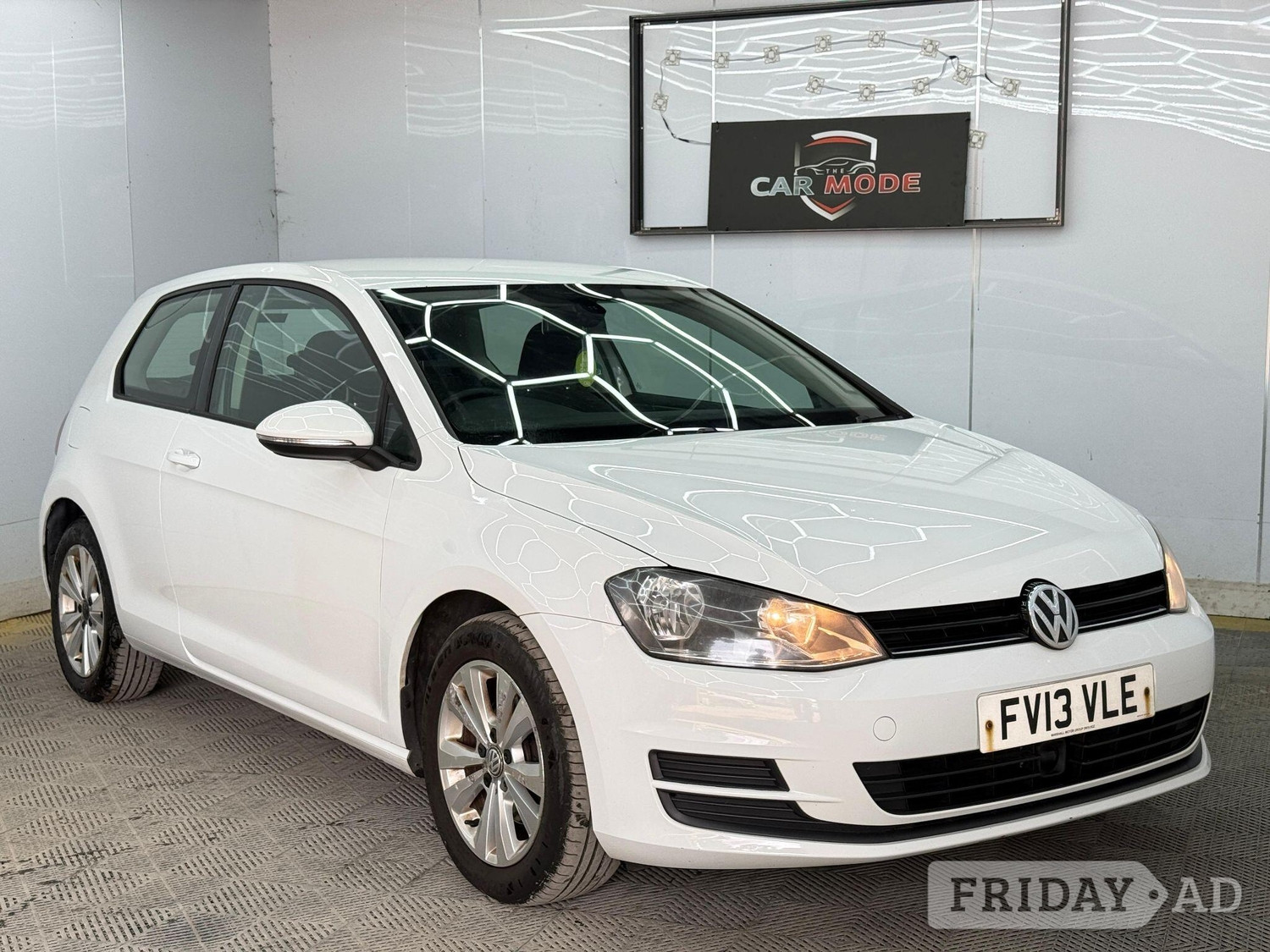 Volkswagen Golf 2013 in Hillingdon