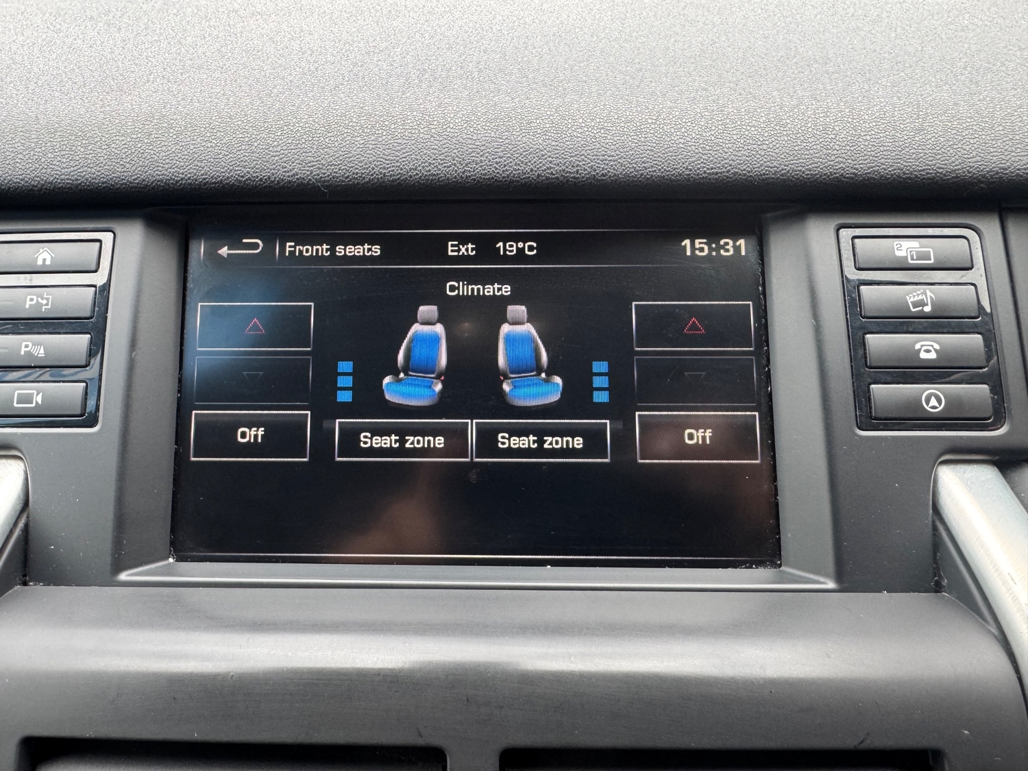 Land Rover Discovery Sport 2016 - Cars