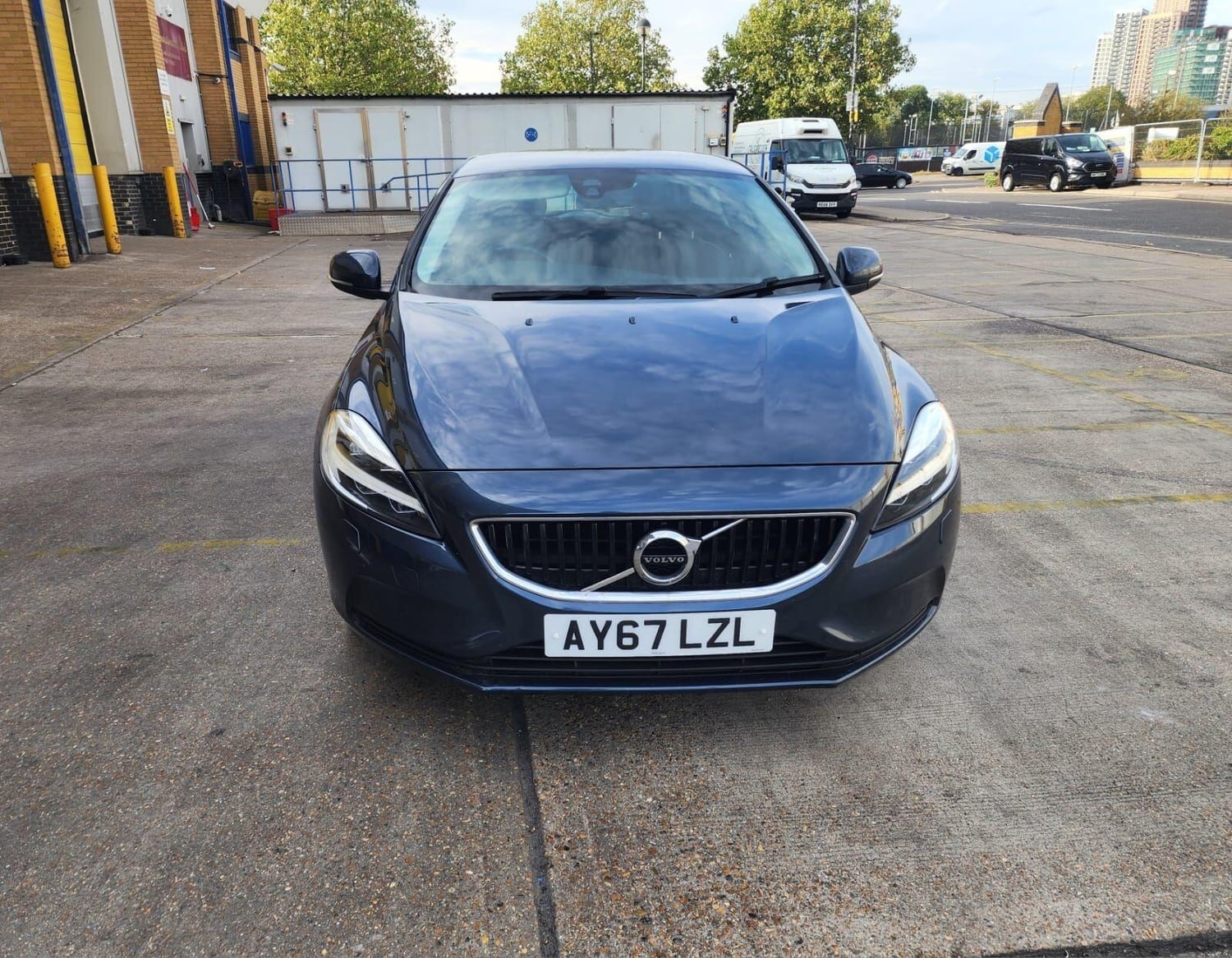 Volvo V40 Wembley