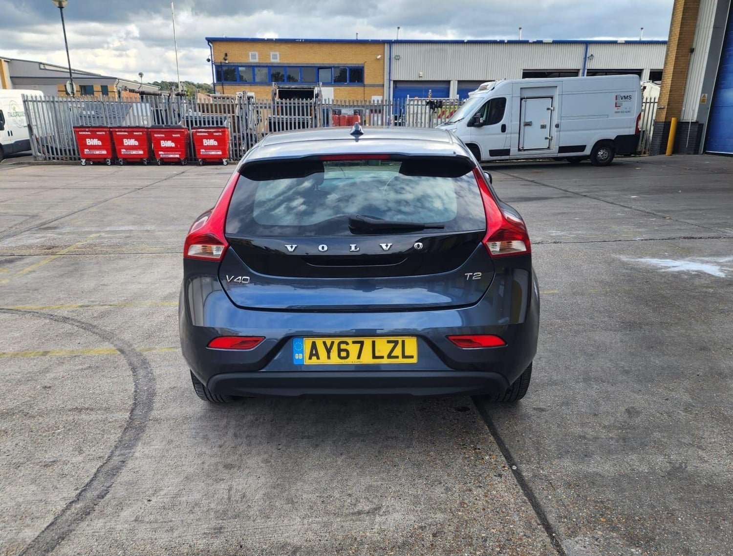 Volvo V40 2017 - Cars in Wembley