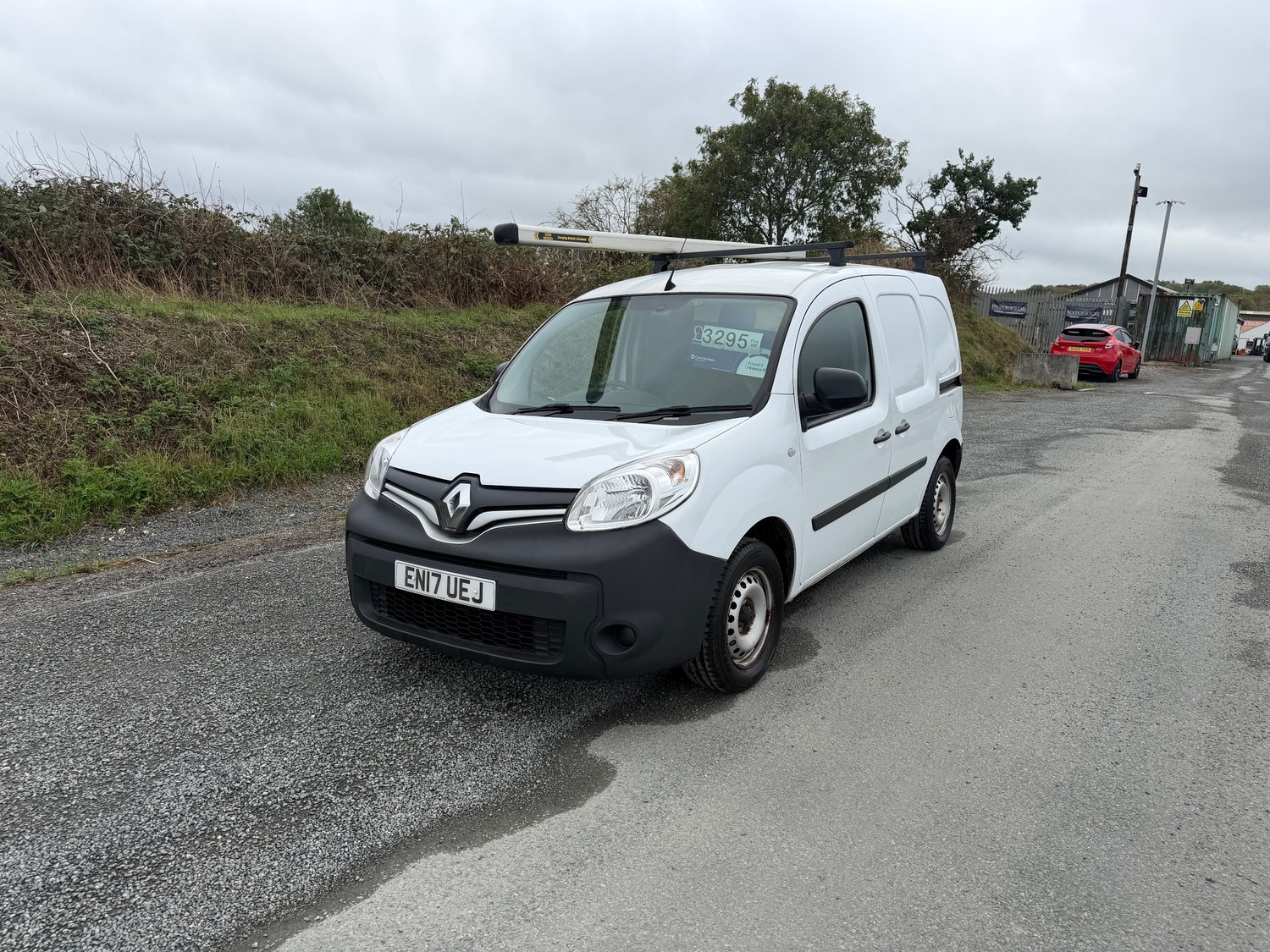 Renault Kangoo 2017 - Vans & Commercial Vehicles in Romford