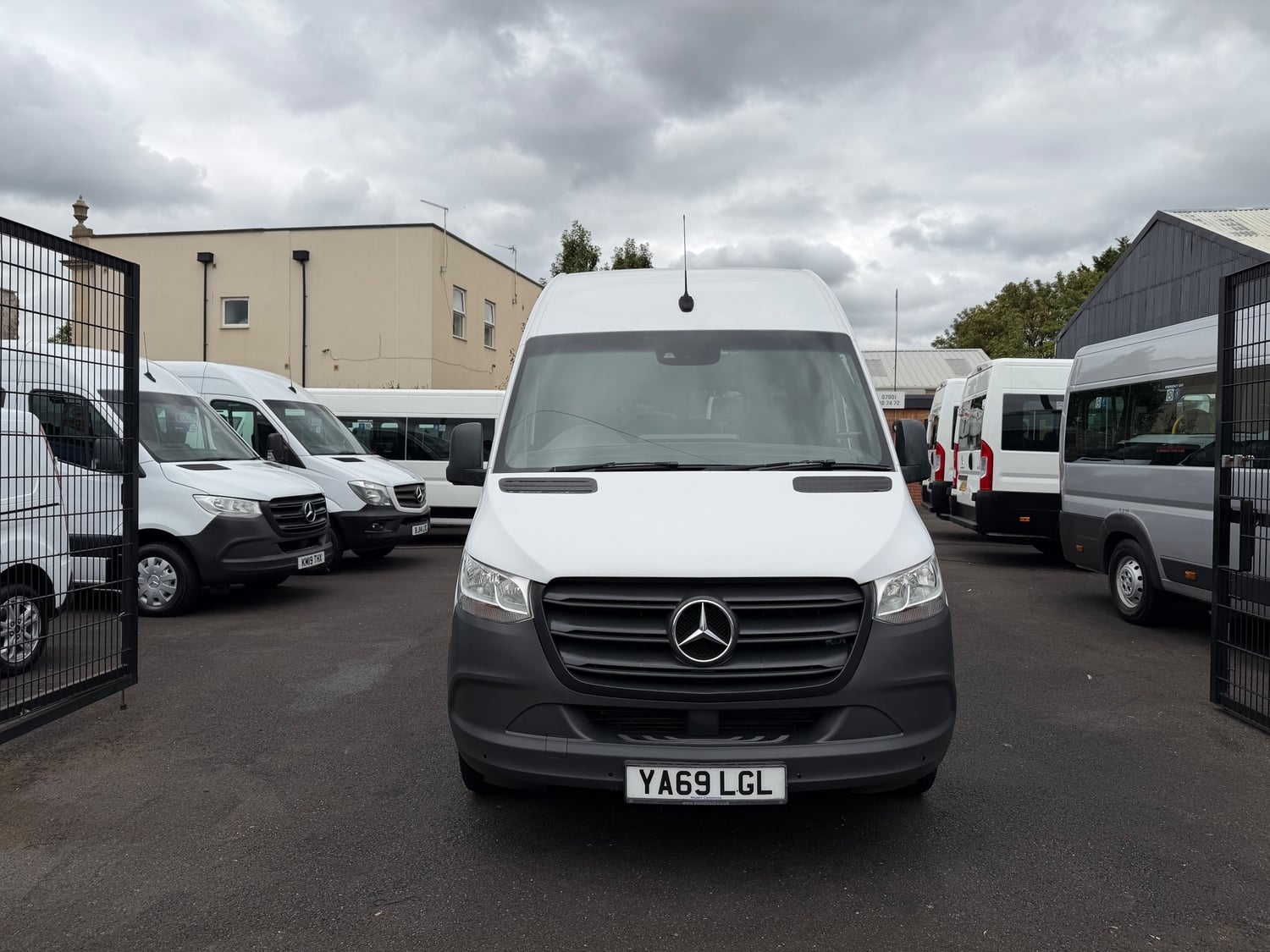 [ berth ]Mercedes-Benz Sprinter