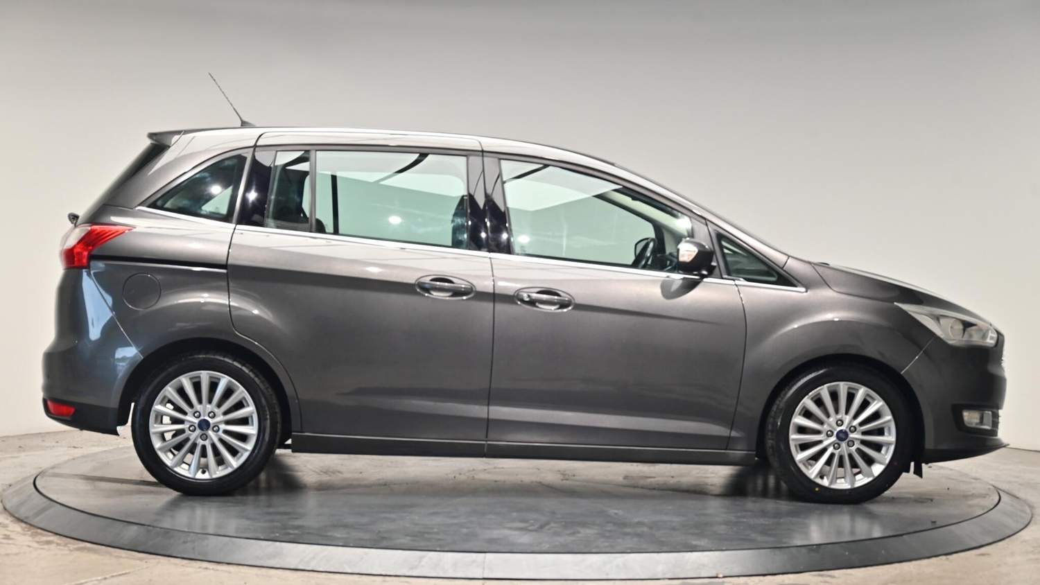 Ford Grand C-MAX 2016 - Cars in Cullompton