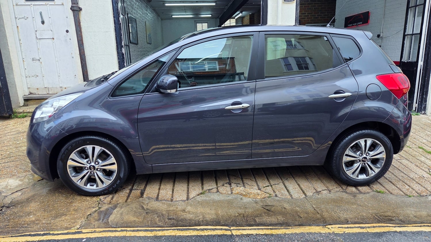 Kia Venga Hove
