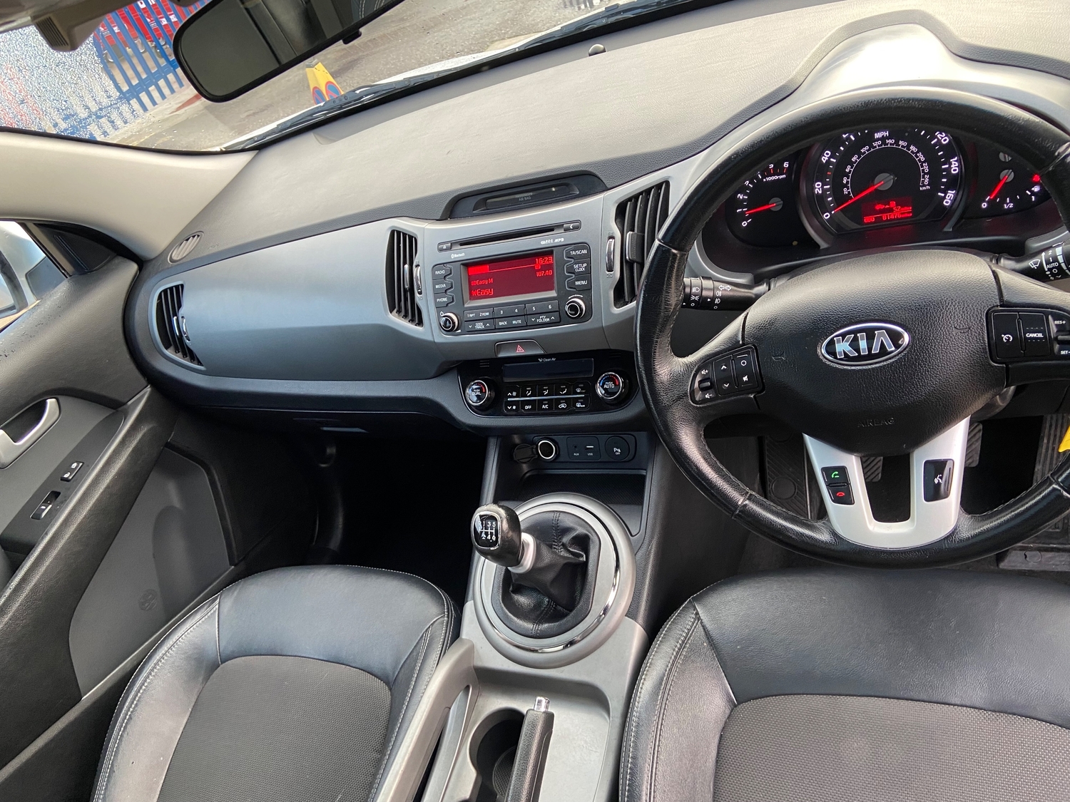 Kia Sportage 2015 - Cars