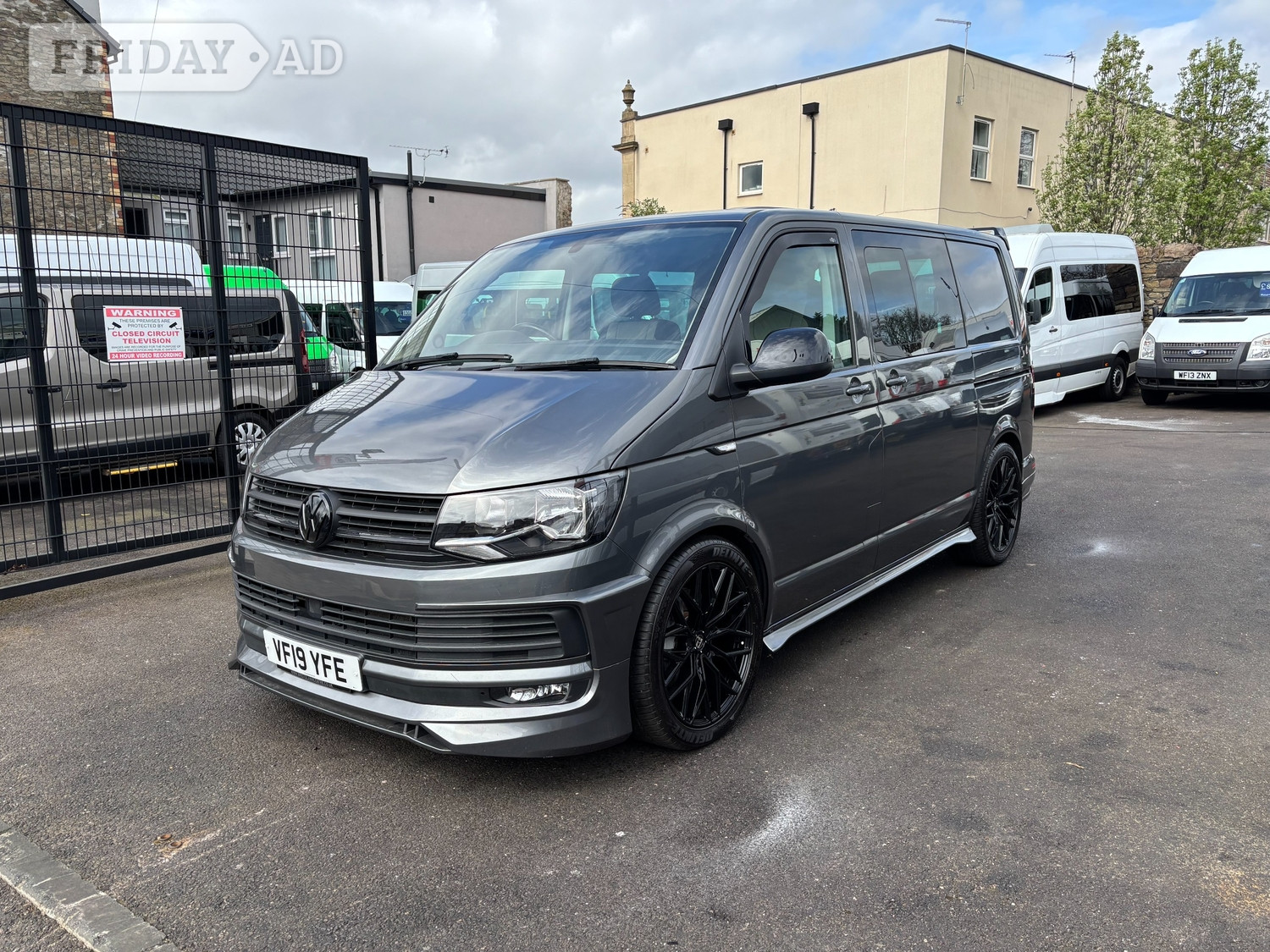 Volkswagen Transporter 2019 - Vans & Commercial Vehicles in Bristol