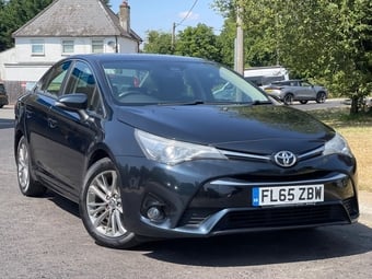 Toyota Avensis 2015