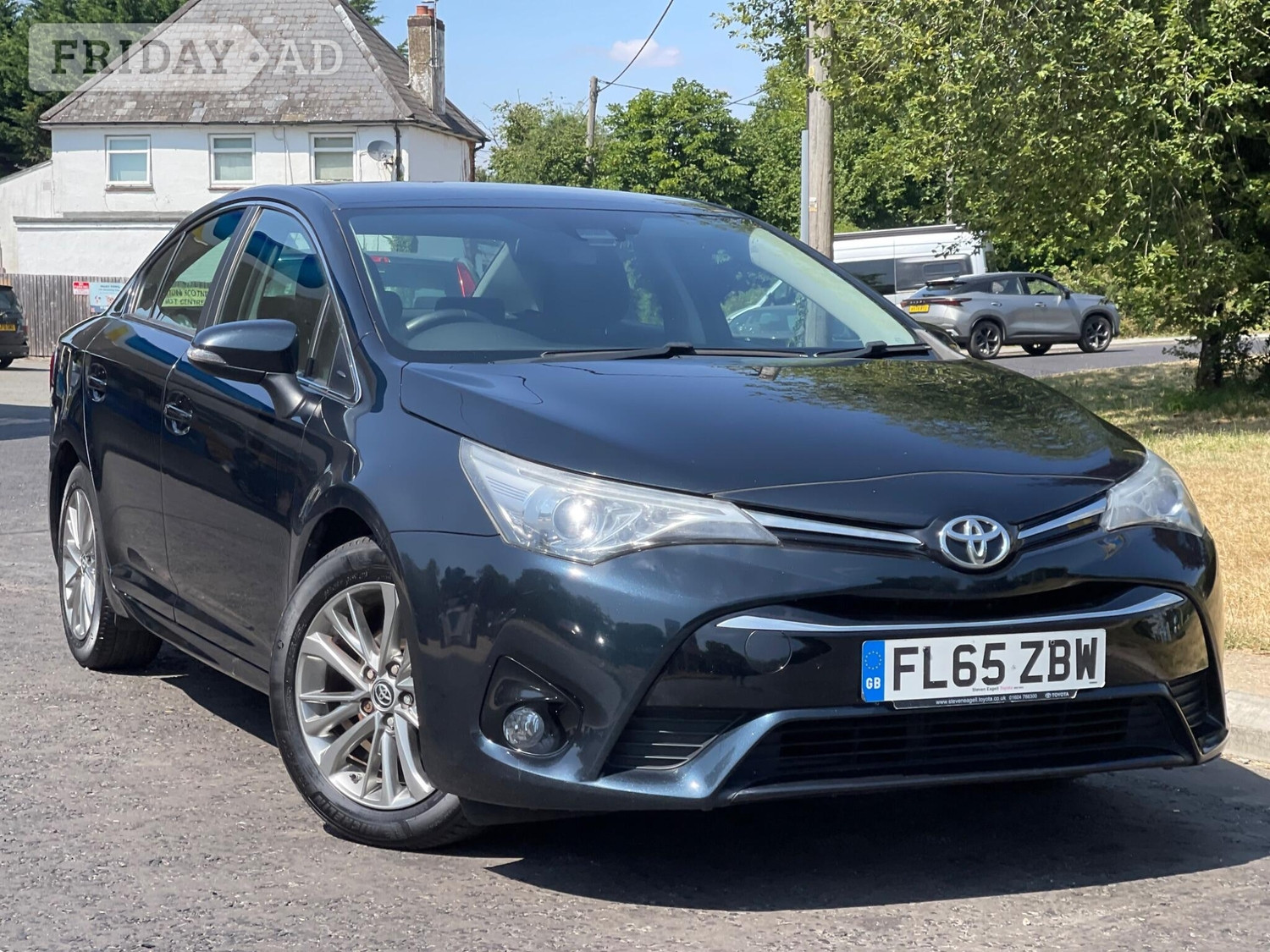 Toyota Avensis 2015 in Winchester
