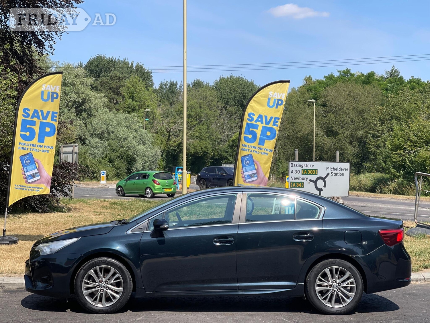 Toyota Avensis 2015 - Cars