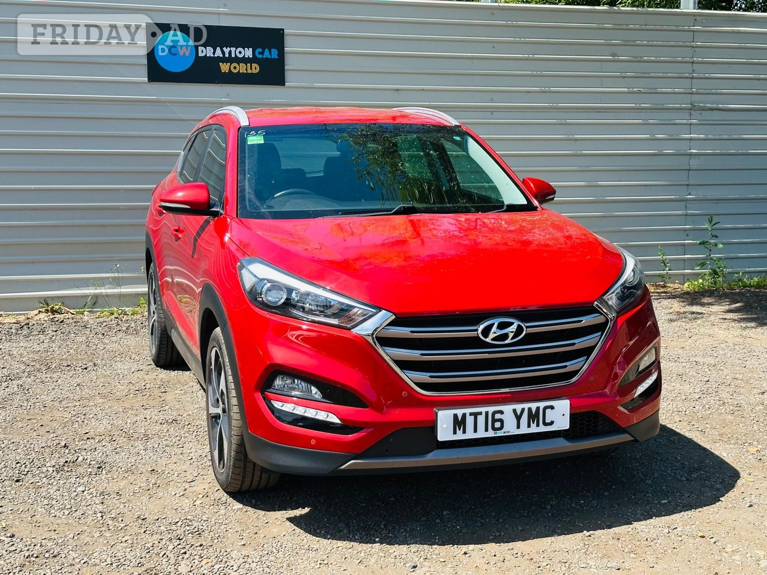 Hyundai Tucson 2016 in Hillingdon