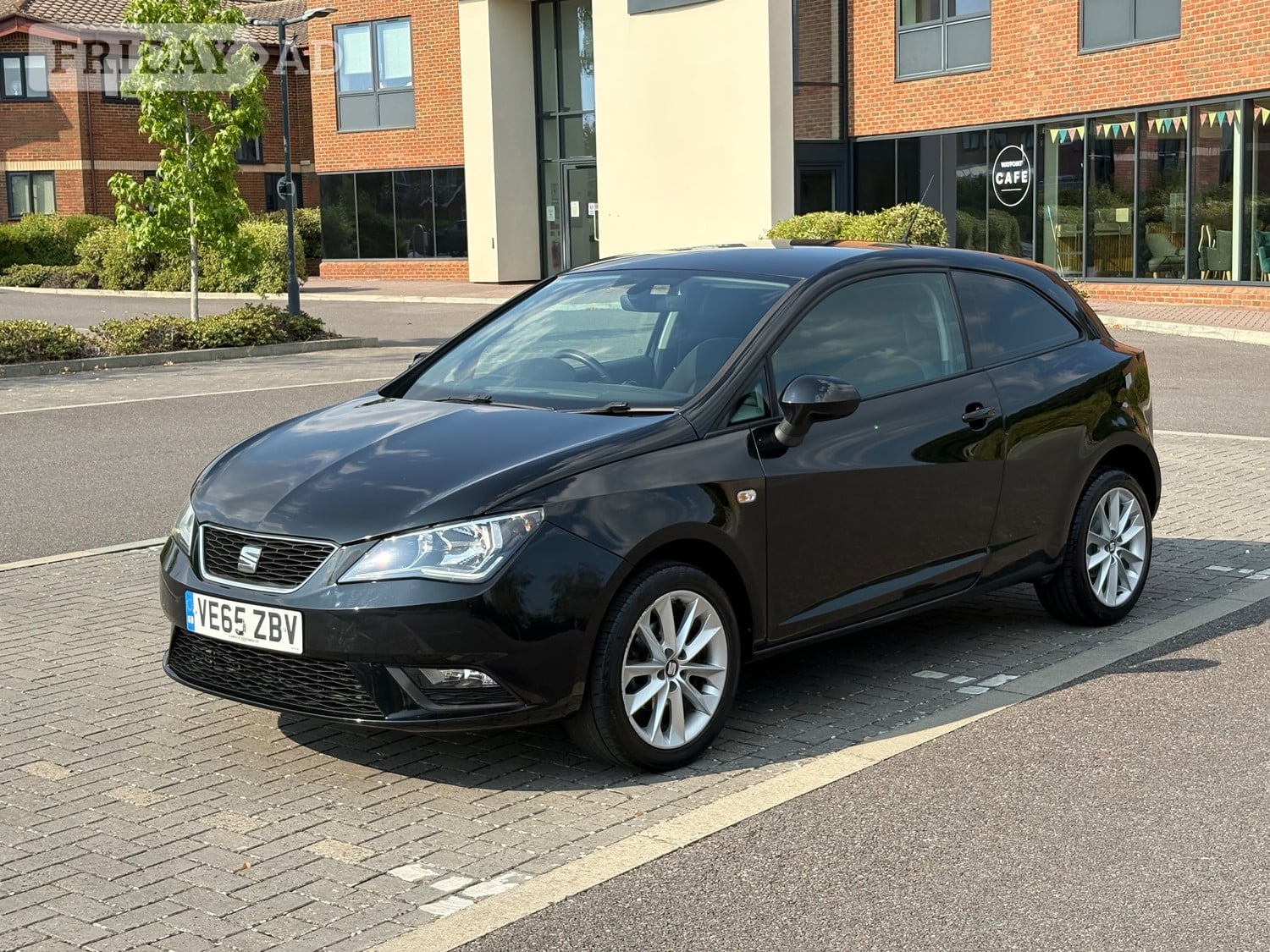 [ berth ]SEAT Ibiza