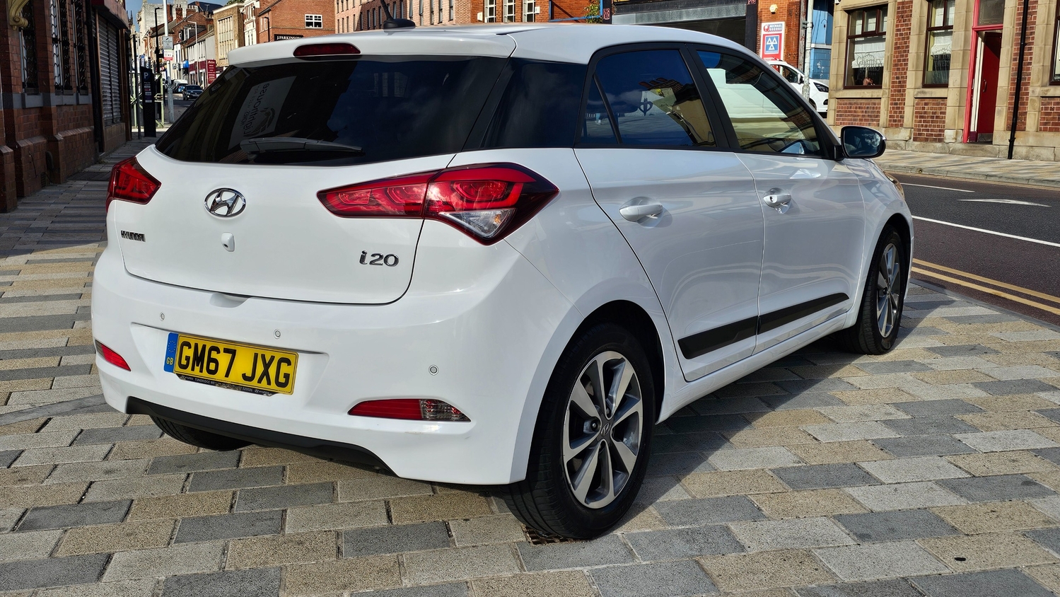 [ berth ]Hyundai i20