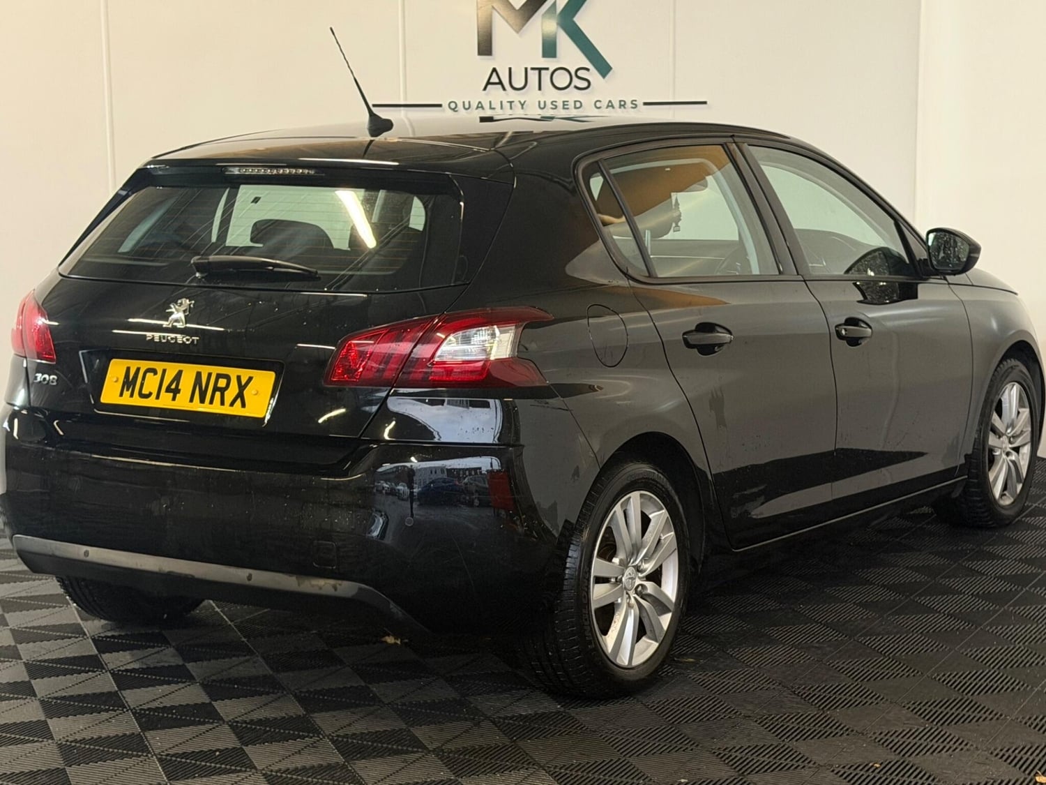 Peugeot 308 2014 - Cars