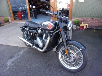 BSA Goldstar 2024