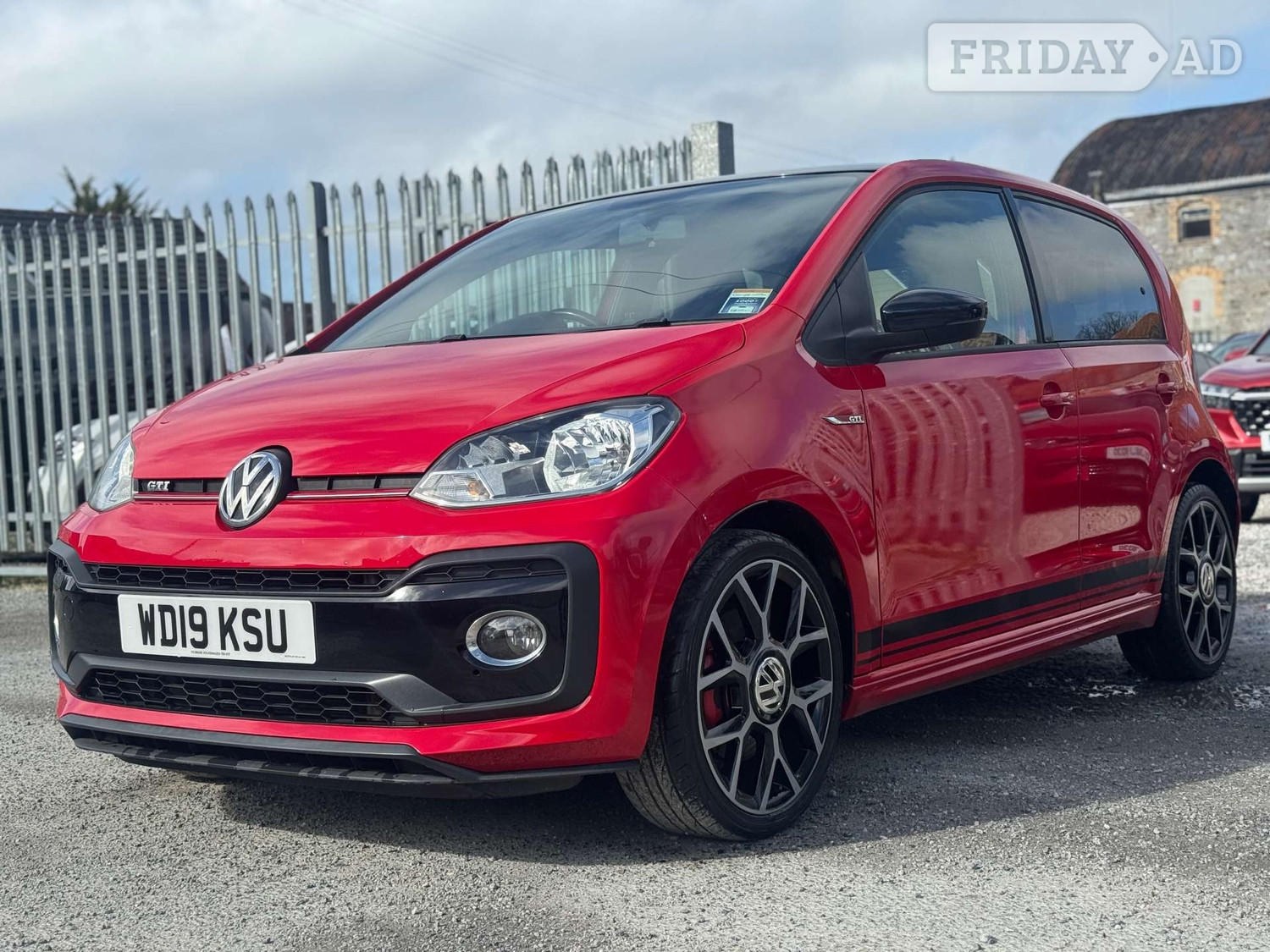[ berth ]Volkswagen Up