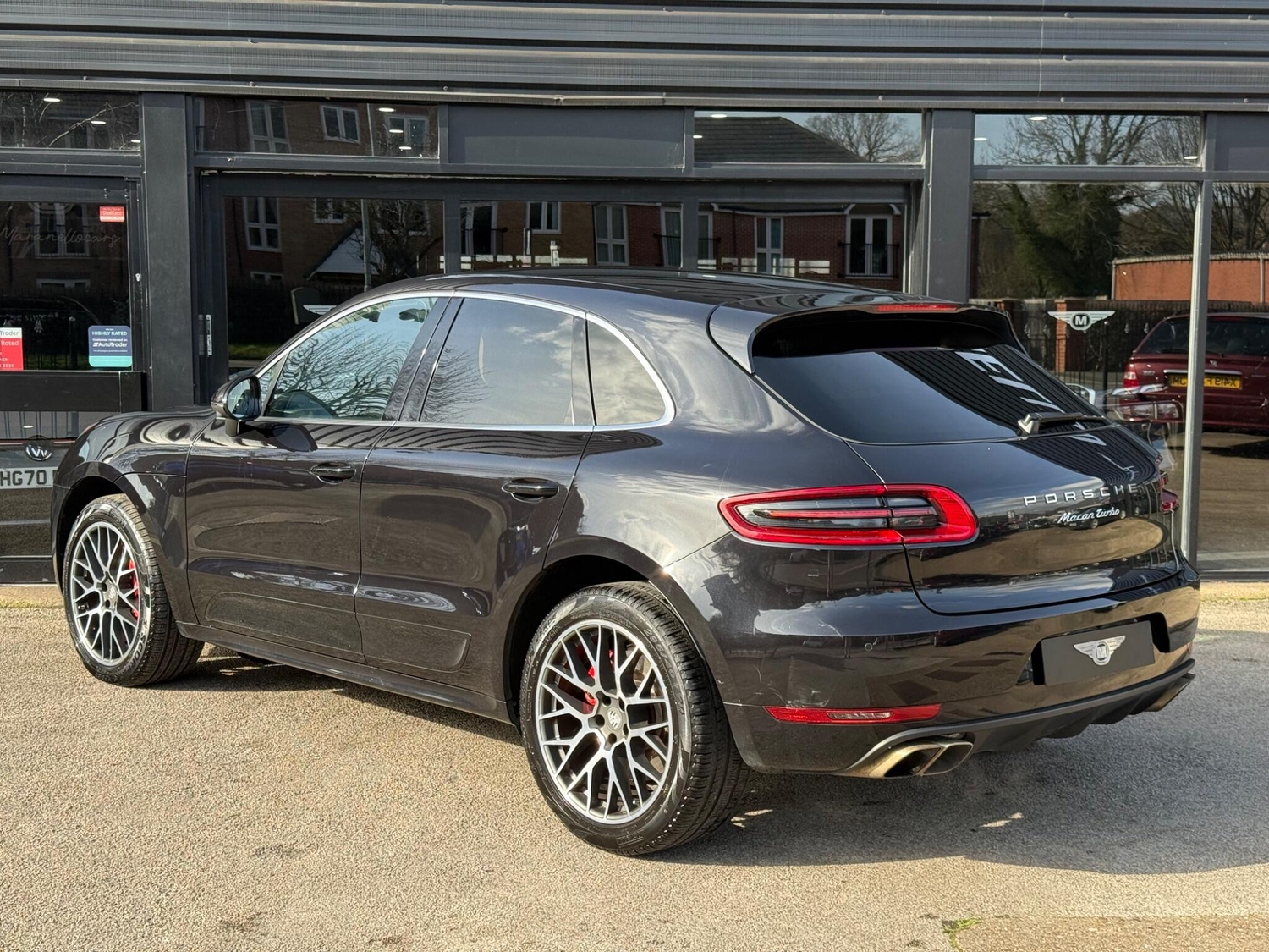 Porsche Macan 2018 - Cars in Nottingham