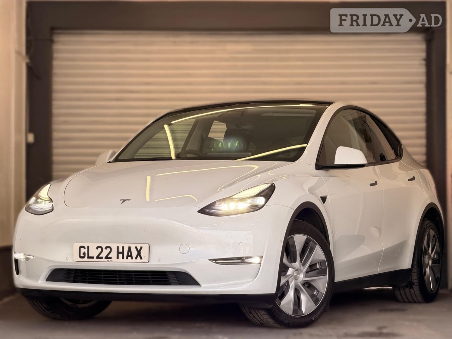 [ berth ]Tesla Model Y